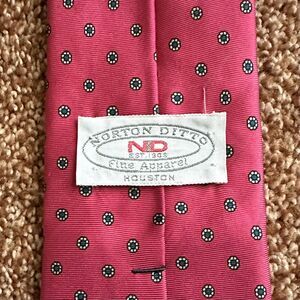 Norton Ditto Men's Neck Tie Silk Pink Fuchsia Abstract Spotted Hand Made
